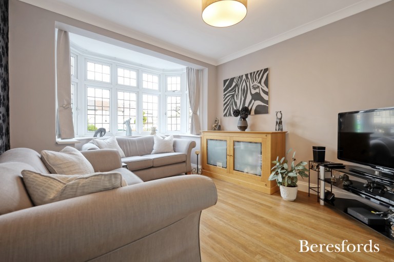 Images for Clunas Gardens, Gidea Park, RM2