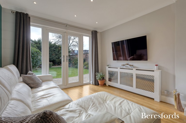 Images for Clunas Gardens, Gidea Park, RM2