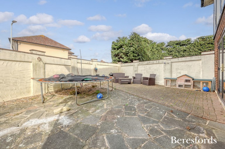 Images for Lower Bedfords Road, Romford, RM1