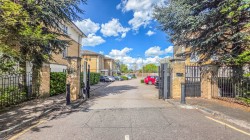 Images for Monkwood Close, Romford, RM1