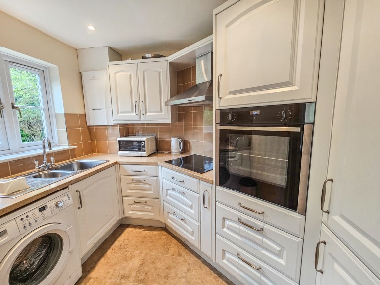 Images for Gidea Lodge, Gidea Park, RM2