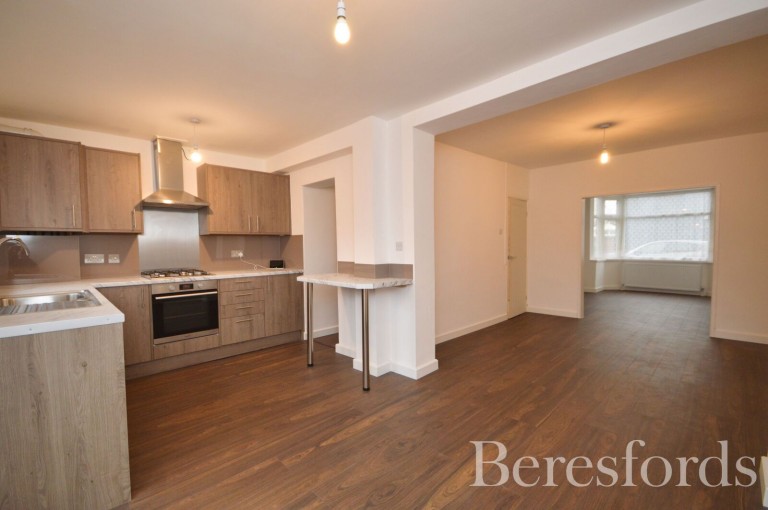 Images for Thurloe Gardens, Romford, RM1