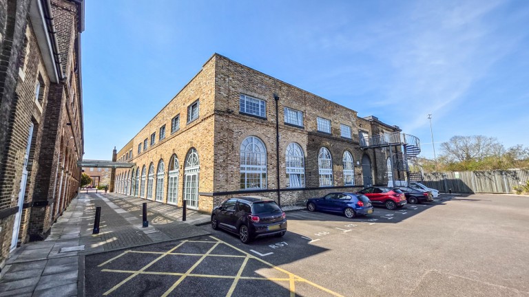 Images for North Block, The Railstore, Gidea Park, RM2