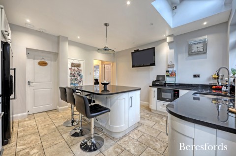 Click the photo for more details of Netherpark Drive, Gidea Park, RM2