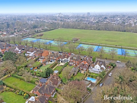 Click the photo for more details of Reed Pond Walk, Gidea Park, RM2