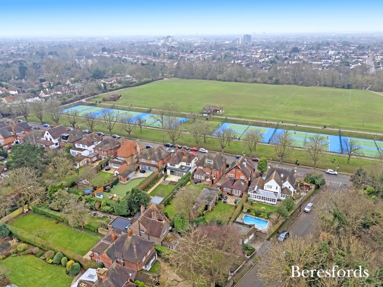 Images for Reed Pond Walk, Gidea Park, RM2