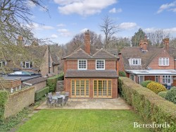 Images for Reed Pond Walk, Gidea Park, RM2