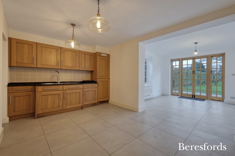 Images for Reed Pond Walk, Gidea Park, RM2