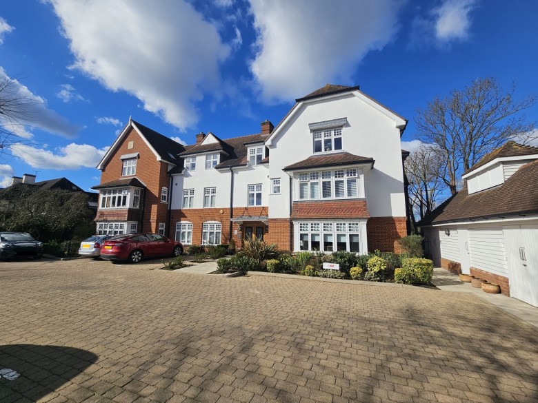 Click the photo for more details of Highlands Apartments, 59 Main Road, Gidea Park, Essex, RM2