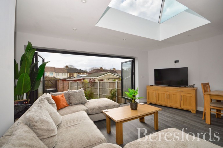 Images for Laurel Crescent, Romford, RM7