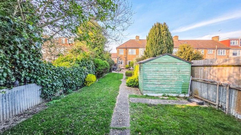 Images for Fourth Avenue, Rush Green, RM7