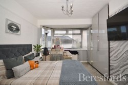 Images for Fourth Avenue, Romford, RM7