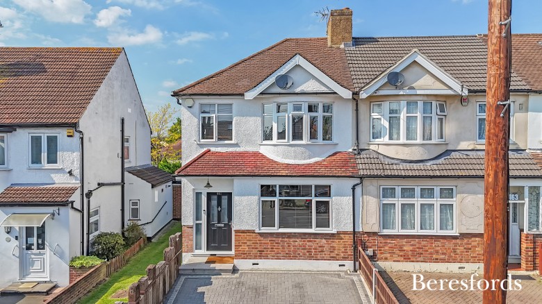 Click the photo for more details of Mawney Road, Romford, RM7