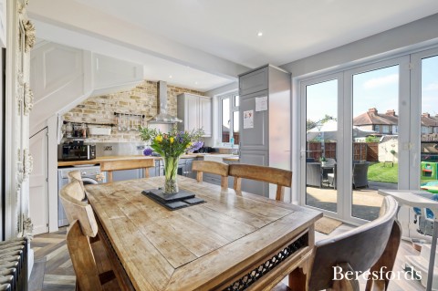 Click the photo for more details of Mawney Road, Romford, RM7