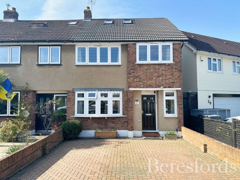 Click the photo for more details of Wiltshire Avenue, Hornchurch, Essex, RM11