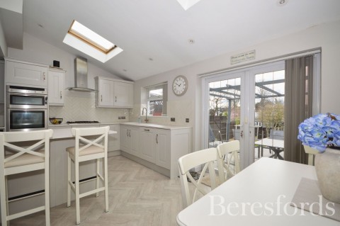 Click the photo for more details of Seymer Road, Romford, RM1