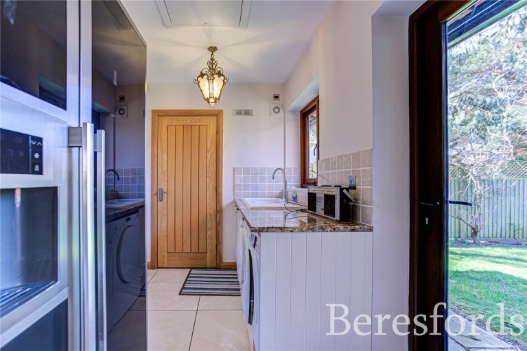 Images for The Sheilings, Hornchurch, RM11