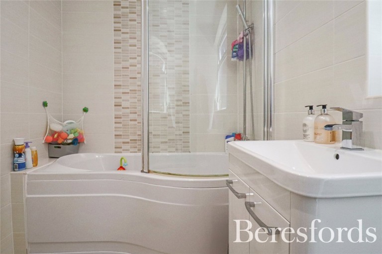 Images for Hurstlands Close, Hornchurch, RM11