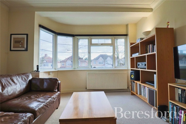 Images for Upminster Road, Hornchurch, RM11