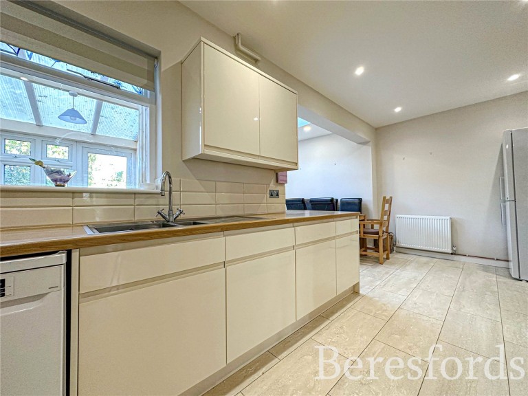 Images for Lyndhurst Drive, Hornchurch, RM11