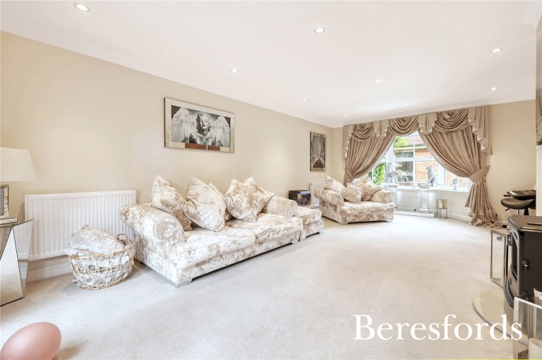 Images for Ardleigh Green Road, Hornchurch, RM11