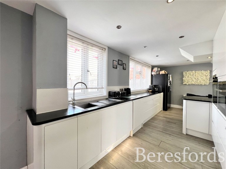 Images for Chestnut Avenue, Hornchurch, RM12