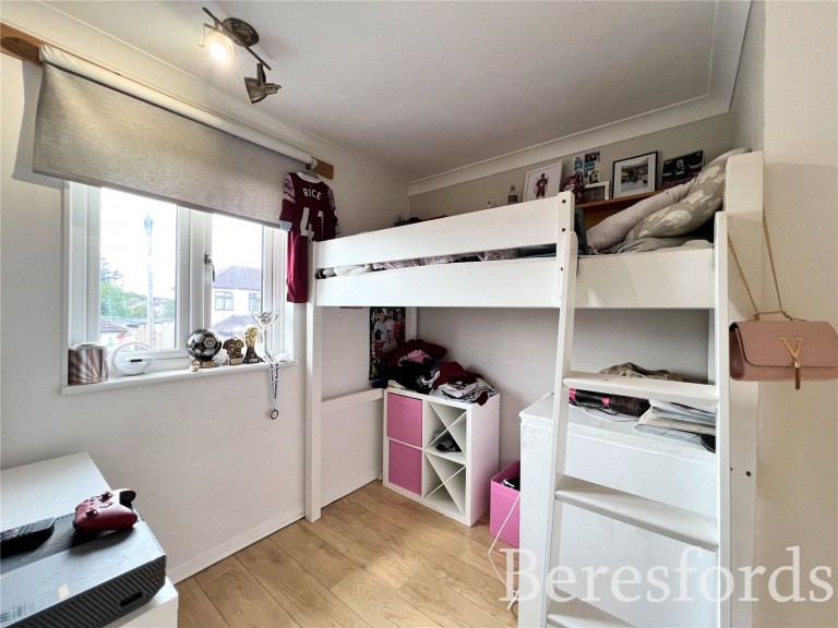 Images for Chestnut Avenue, Hornchurch, RM12