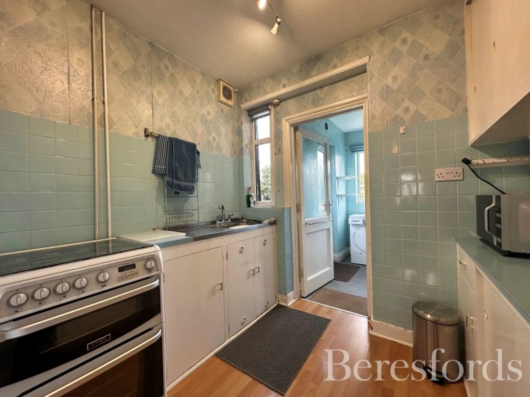 Images for Saunton Road, Hornchurch, RM12