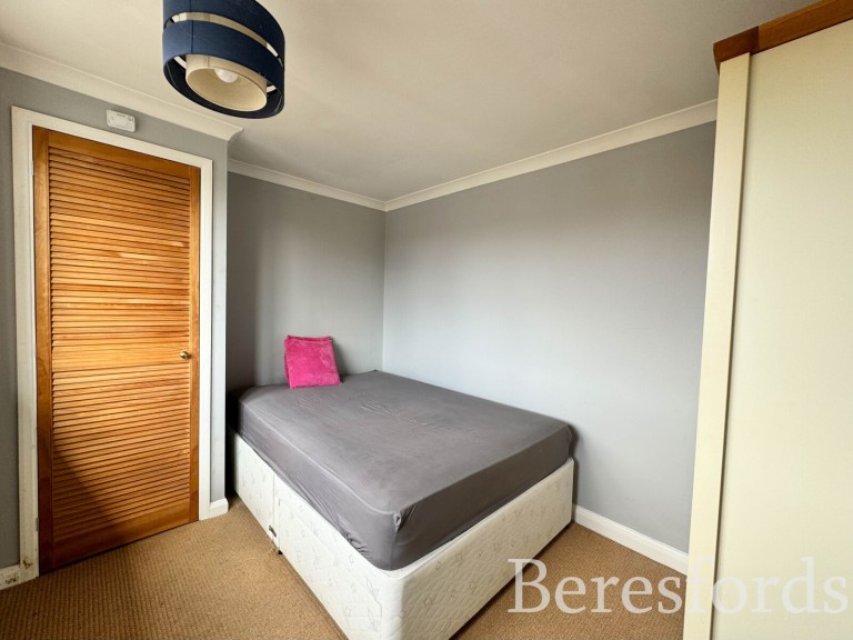 Images for Newtons Close, Rainham, RM13