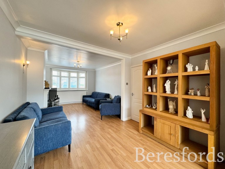 Images for Newtons Close, Rainham, RM13