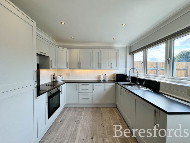 Images for Newtons Close, Rainham, RM13