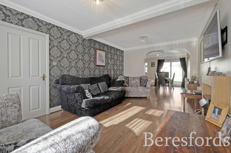 Images for Eyhurst Avenue, Hornchurch, RM12