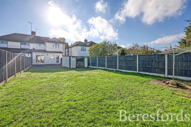 Images for Eyhurst Avenue, Hornchurch, RM12