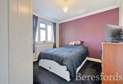 Images for Eyhurst Avenue, Hornchurch, RM12