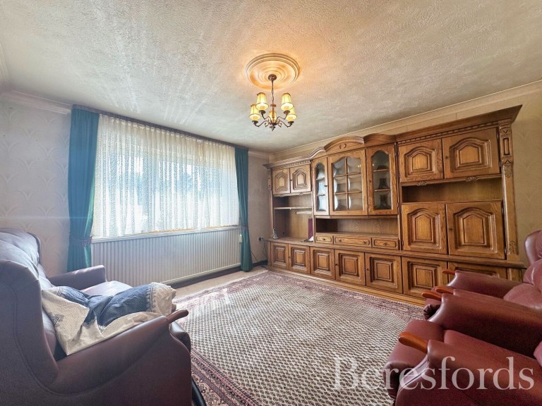 Images for Easedale Drive, Hornchurch, RM12