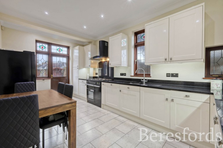 Images for Burnway, Hornchurch, RM11