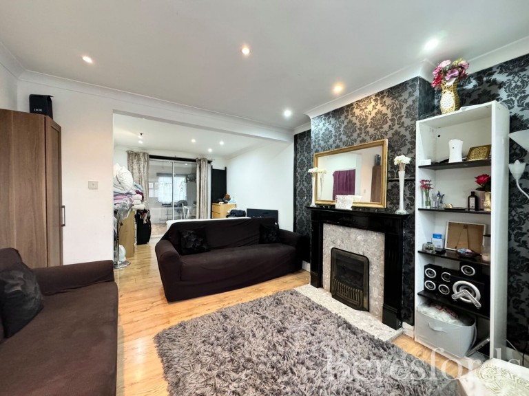 Images for Upper Rainham Road, Hornchurch, RM12