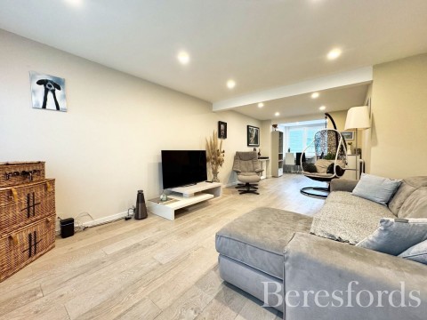 Click the photo for more details of Hedingham Road, Hornchurch, RM11