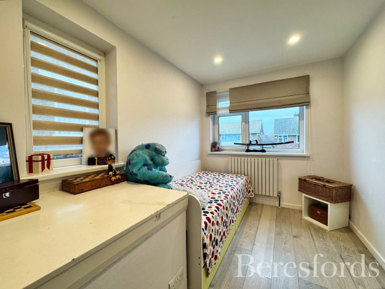 Images for Hedingham Road, Hornchurch, RM11
