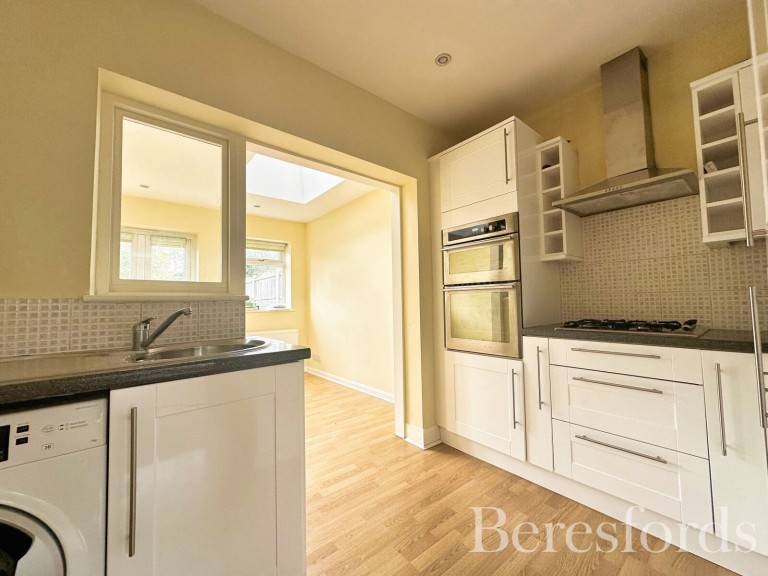 Images for Northumberland Avenue, Hornchurch, RM11