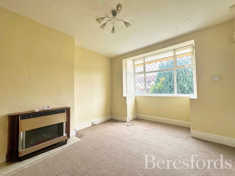 Images for Northumberland Avenue, Hornchurch, RM11