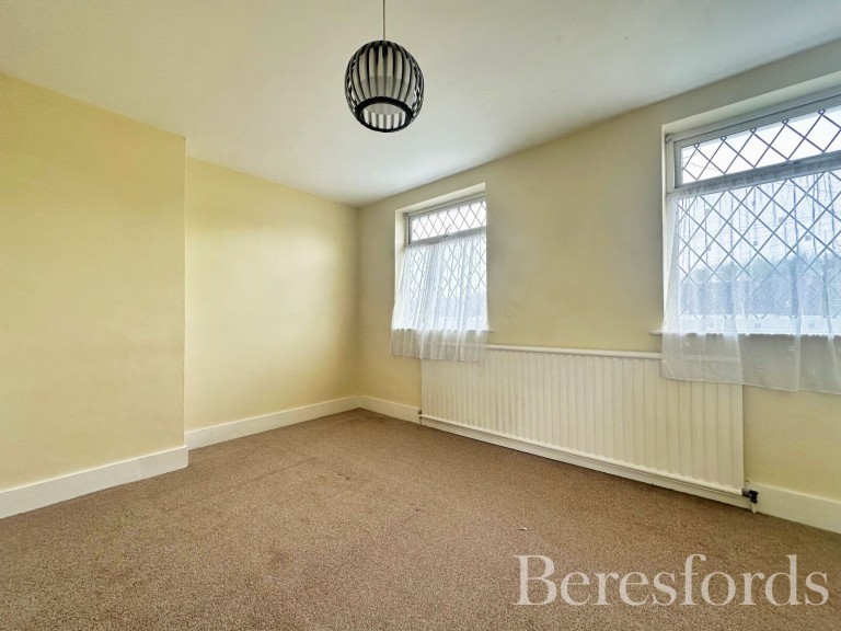 Images for Northumberland Avenue, Hornchurch, RM11