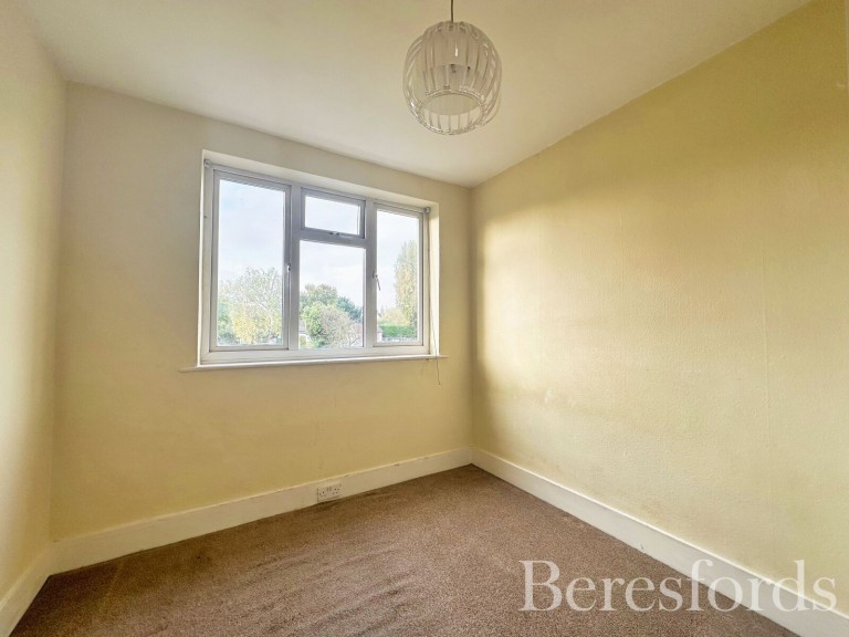 Images for Northumberland Avenue, Hornchurch, RM11