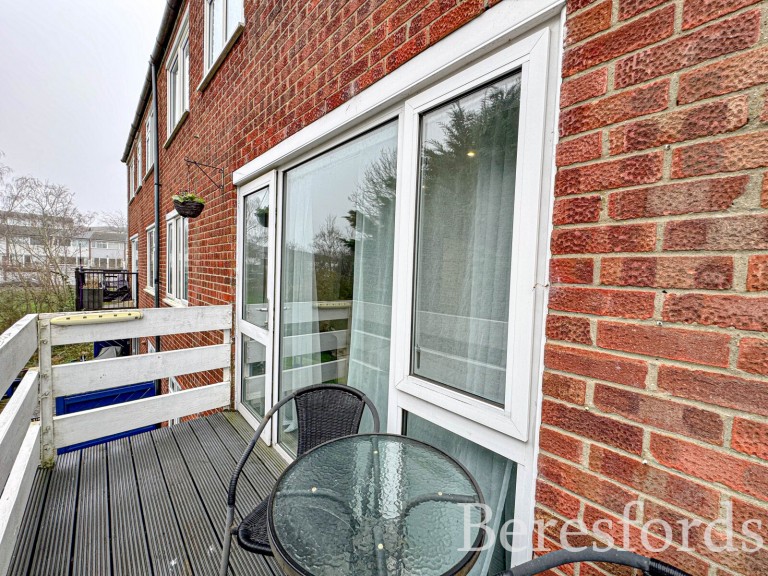 Images for Berkeley Drive, Hornchurch, RM11
