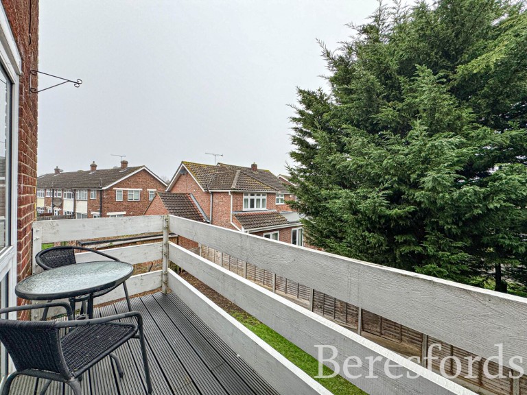 Images for Berkeley Drive, Hornchurch, RM11