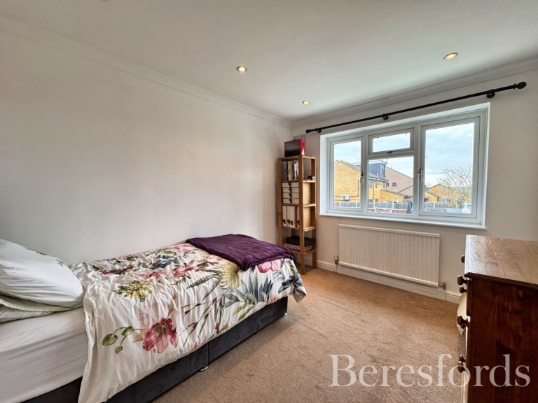 Images for Hayes Drive, Rainham, RM13