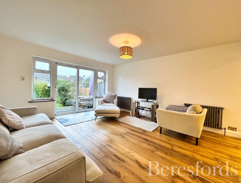 Images for Somerset Gardens, Hornchurch, RM11