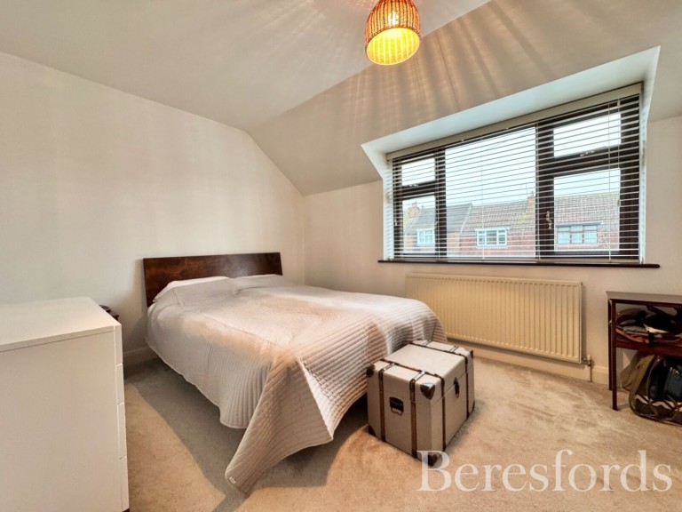 Images for Somerset Gardens, Hornchurch, RM11