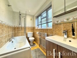 Images for Ilfracombe Crescent, Hornchurch, RM12