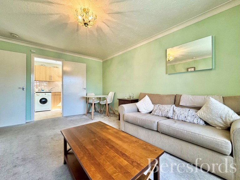 Images for Abbs Cross Gardens, Hornchurch, RM12